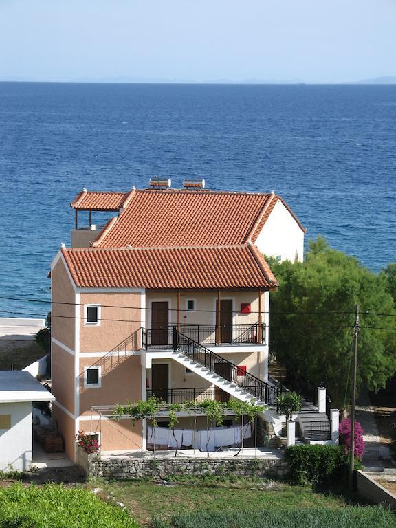 Amfilissos Hotel Koumeika Eksteriør billede